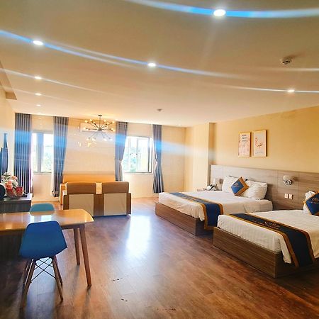 La Mia Lakeview Hotel Pleiku Eksteriør billede