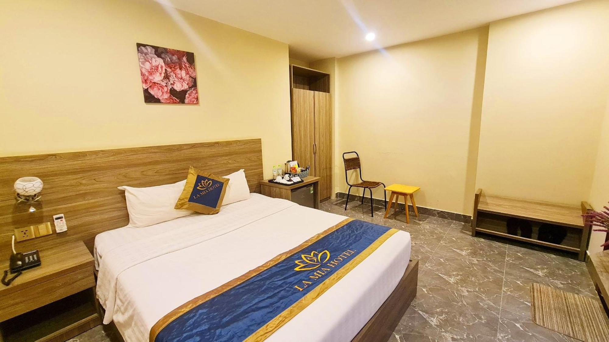 La Mia Lakeview Hotel Pleiku Eksteriør billede