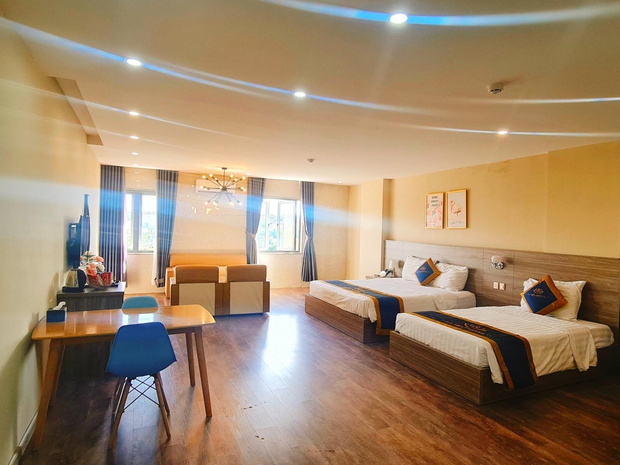 La Mia Lakeview Hotel Pleiku Eksteriør billede